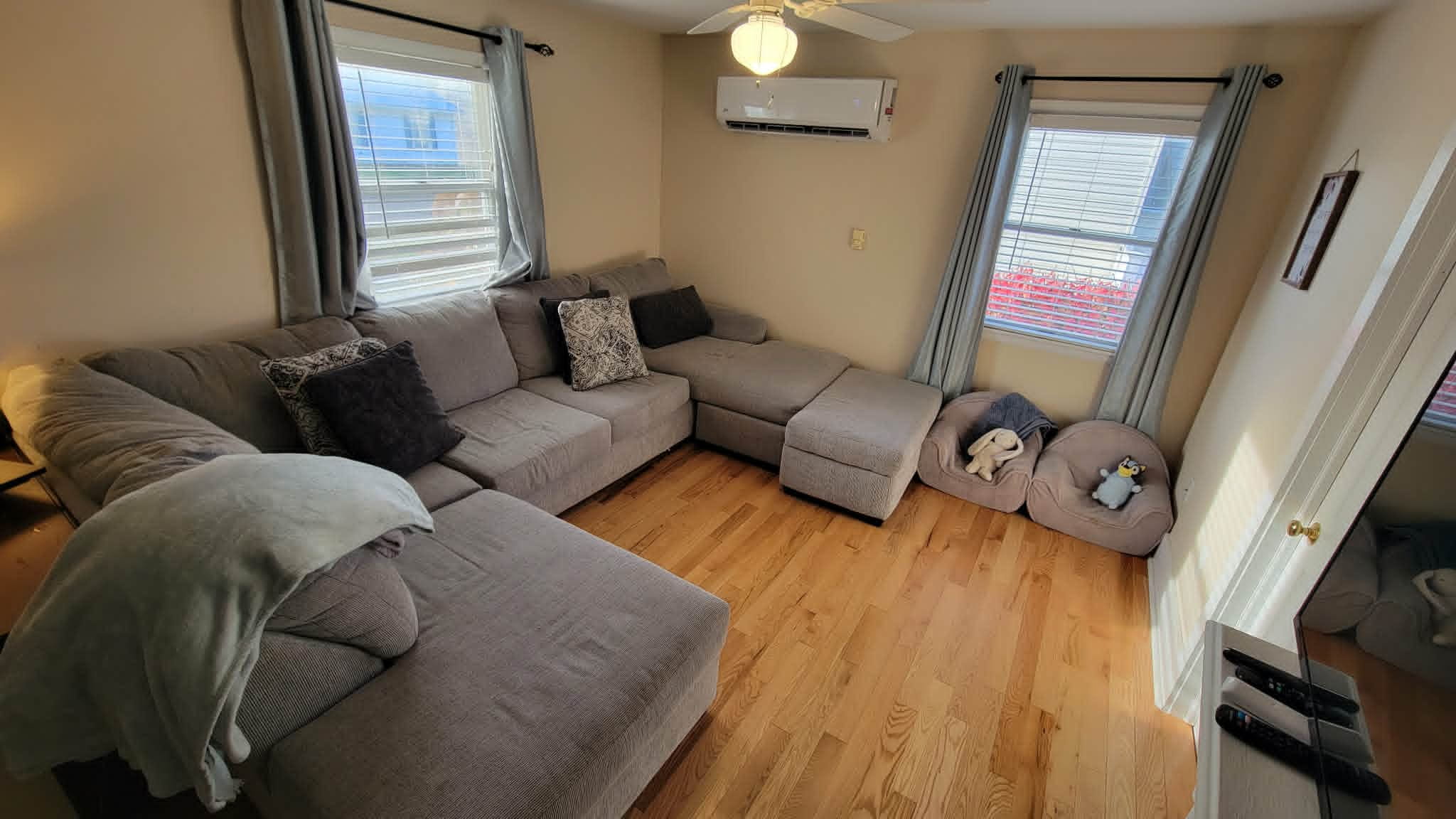 Family room after cleaning
